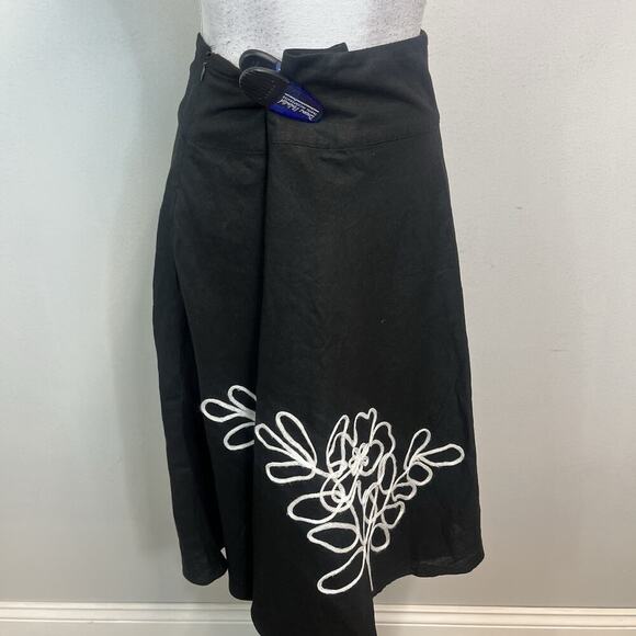 Tweed Skirt size 10 Black Linen White Floral Embroidery Knee A Line Wedding Slim - Picture 7 of 8